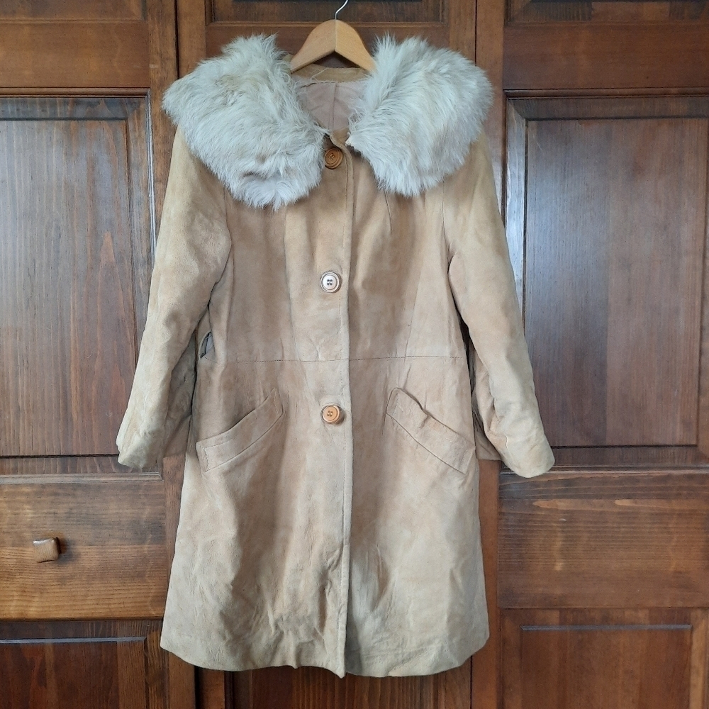 Vintage 60s/70s custom made tan suede leather fur collar long line coat *FLAWED*